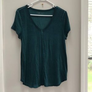 Cable and Guage Sport Teal V-Neck Shirt, Brand New, Size Medium